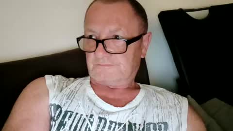 Wolfi online show from 16, 7, 2026