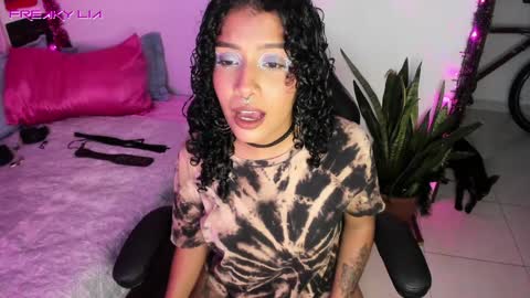 Lia Gomez online show from 17, 12, 2024