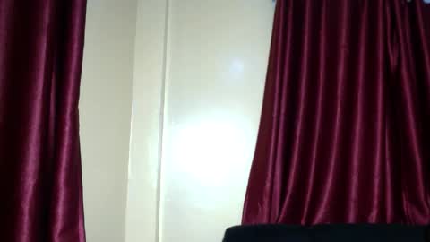Snapshot of freaky_lyne chatting on 16, 4, 2026 Lyne online show from 16, 4, 2026