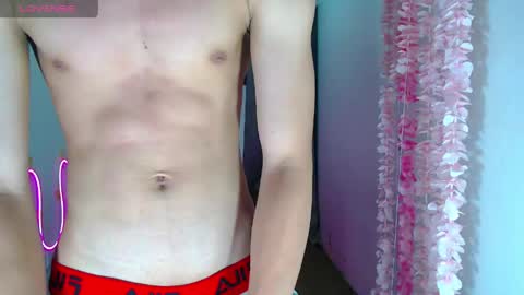 Snapshot of freakymarkxxx chatting on 13, 5, 2026 Mark online show from 13, 5, 2026