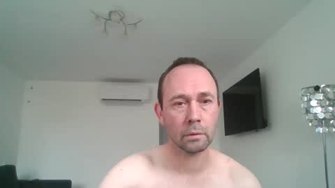 fredodu41 online show from 24, 1, 2025