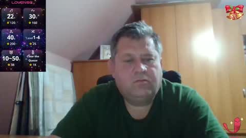 Snapshot of freeboy80180 chatting on 5, 12, 2025 freeboy80180 online show from 5, 12, 2025