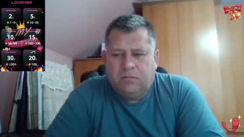 Snapshot of freeboy80180 chatting on 20, 12, 2025 freeboy80180 online show from 20, 12, 2025