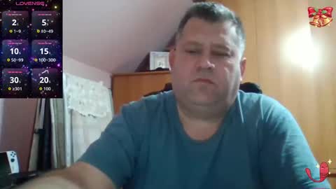 Snapshot of freeboy80180 chatting on 21, 12, 2025 freeboy80180 online show from 21, 12, 2025