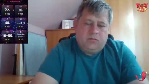 Snapshot of freeboy80180 chatting on 8, 3, 2026 freeboy80180 online show from 8, 3, 2026