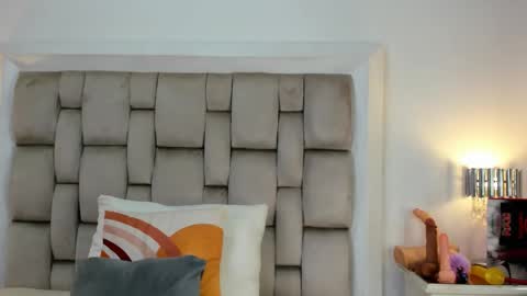 Frehia   online show from 13, 3, 2026