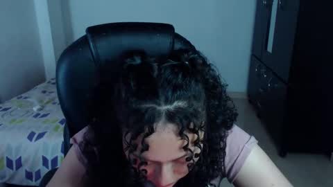 Louise  online show from 28, 2, 2025