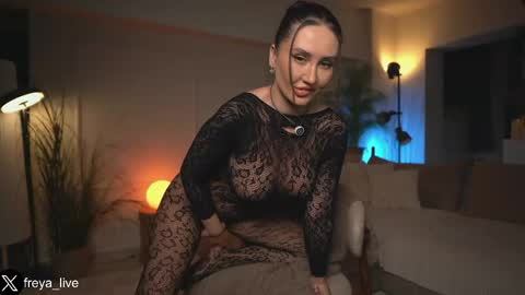 Freya online show from 28, 4, 2026