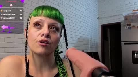 freyaa_sorceress online show from 22, 9, 2025