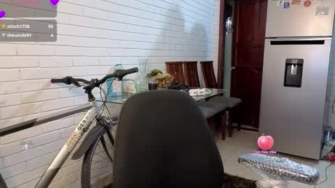 freyaa_sorceress online show from 1, 10, 2025