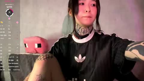 freyablow online show from 24, 7, 2026
