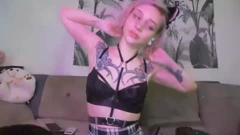 Snapshot of freyakatty chatting on 9, 7, 2026 Freyakatty online show from 9, 7, 2026