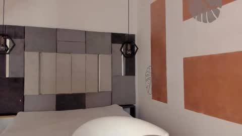  ALIS AND ALEX  online show from 30, 11, 2025