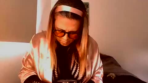 Snapshot of freyaluxx3 chatting on 25, 7, 2026 freyaluxx3 online show from 25, 7, 2026