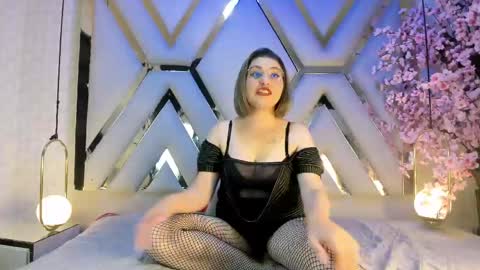  Freya Starling  online show from 28, 5, 2026
