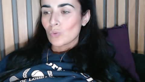 Snapshot of frida__x chatting on 3, 12, 2024 Frida online show from 3, 12, 2024