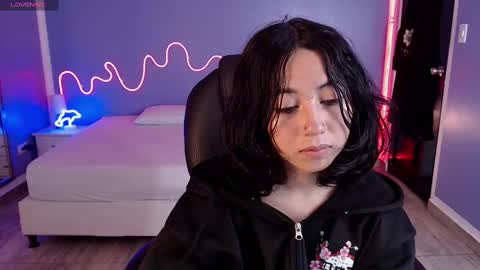 frida_lassi_ online show from 27, 2, 2025