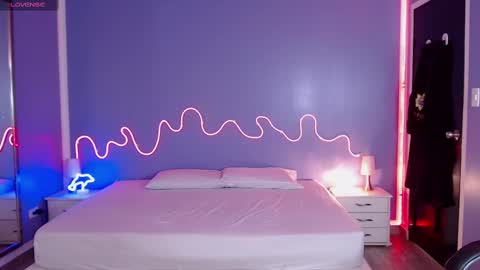 frida_lassi_ online show from 27, 2, 2025