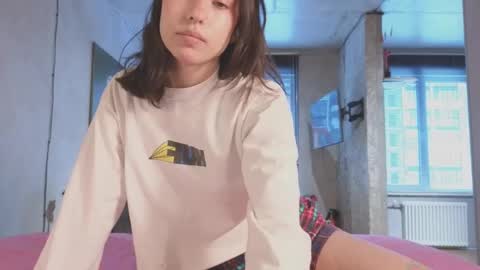 Snapshot of friend_foryou chatting on 12, 2, 2025 Lina online show from 12, 2, 2025