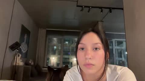 Snapshot of friend_foryou chatting on 21, 2, 2025 Lina online show from 21, 2, 2025