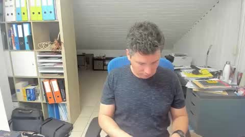 Snapshot of frikits chatting on 3, 10, 2025 Francois online show from 3, 10, 2025