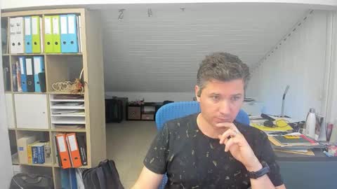 Snapshot of frikits chatting on 10, 10, 2025 Francois online show from 10, 10, 2025