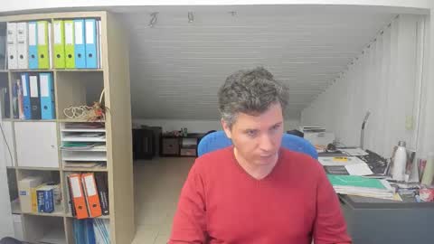 Snapshot of frikits chatting on 27, 10, 2025 Francois online show from 27, 10, 2025