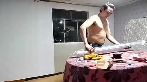 Frizzy girl online show from 12, 12, 2024