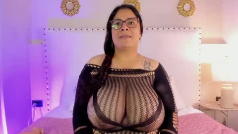 Snapshot of fromheaven_ chatting on 16, 4, 2026 Lucy online show from 16, 4, 2026