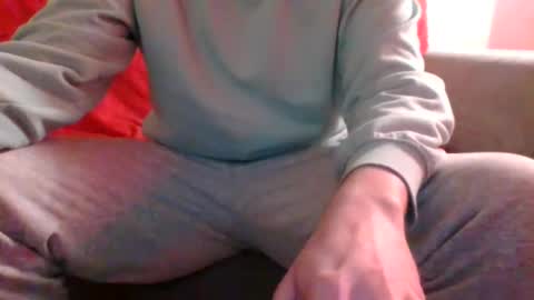 Snapshot of frowx chatting on 8, 2, 2025 Frowxy online show from 8, 2, 2025