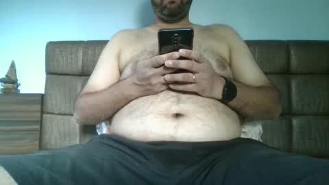 fruti loops  Bull online show from 18, 1, 2025