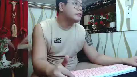 fuckdaddy4uxx online show from 25, 4, 2026