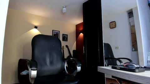 SERGIO THE SEX LAWYER online show from 21, 4, 2026