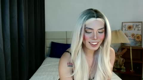 MISS NEILLY online show from 28, 10, 2025