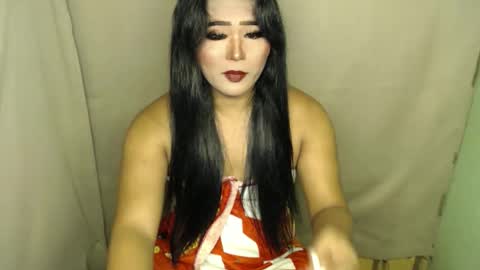 Snapshot of fuckinghotdoll chatting on 5, 12, 2025 kim online show from 5, 12, 2025
