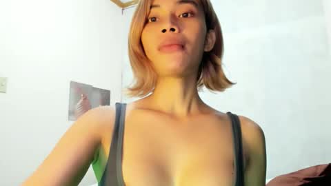 fuckingsexy143 online show from 4, 6, 2026