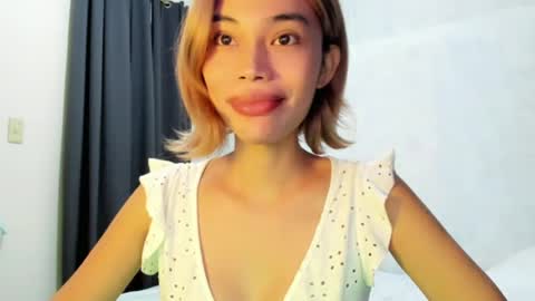 fuckingsexy143 online show from 17, 6, 2026