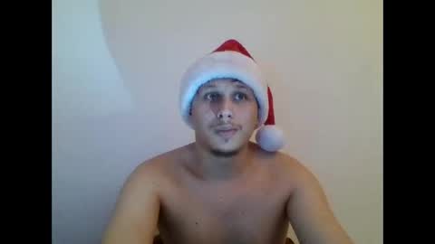 Snapshot of fuckmales chatting on 17, 12, 2025 fuckmales online show from 17, 12, 2025