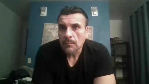 fuego1ento22 online show from 18, 1, 2025