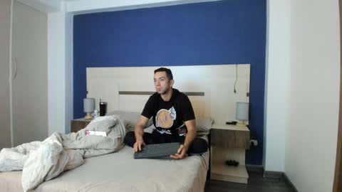 Sammygirl  tommy guy friends with benefits online show from 6, 3, 2025