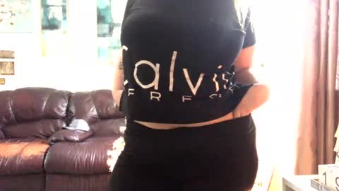 Linnys Palace online show from 6, 12, 2024