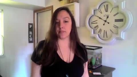 Linnys Palace online show from 16, 9, 2025