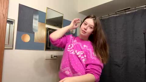 Linnys Palace online show from 17, 11, 2025