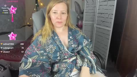 Snapshot of funny_bunny4 chatting on 1, 1, 2025 funny_bunny4 online show from 1, 1, 2025