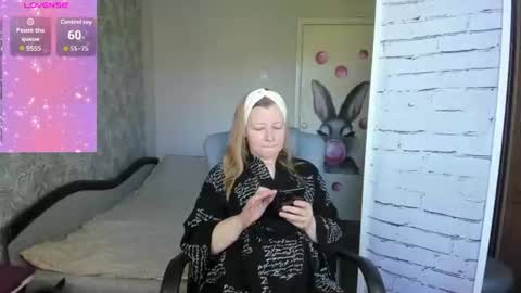 funny_bunny4 online show from 2, 8, 2026