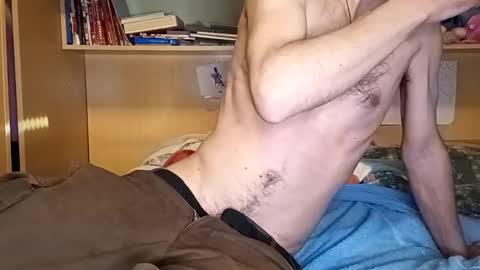 Italian men online show from 28, 1, 2025