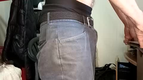 Italian men online show from 28, 4, 2026