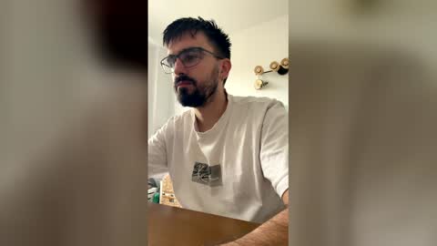 funnyroom23 online show from 27, 4, 2026