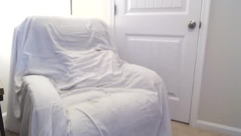Snapshot of furring chatting on 10, 6, 2026 furring online show from 10, 6, 2026
