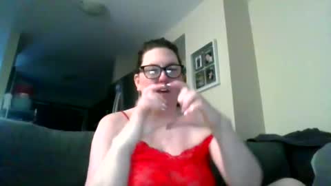 fuzzypeaches87 online show from 7, 2, 2026